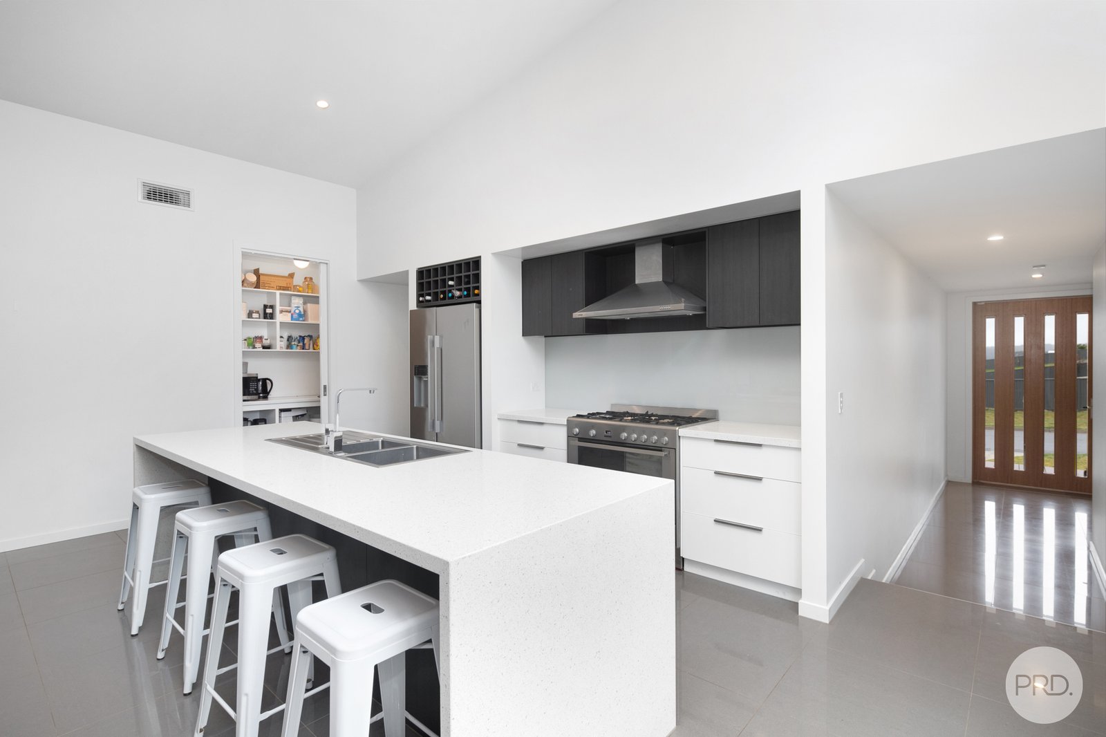 5 Holmsgarth Court BROWN HILL 5