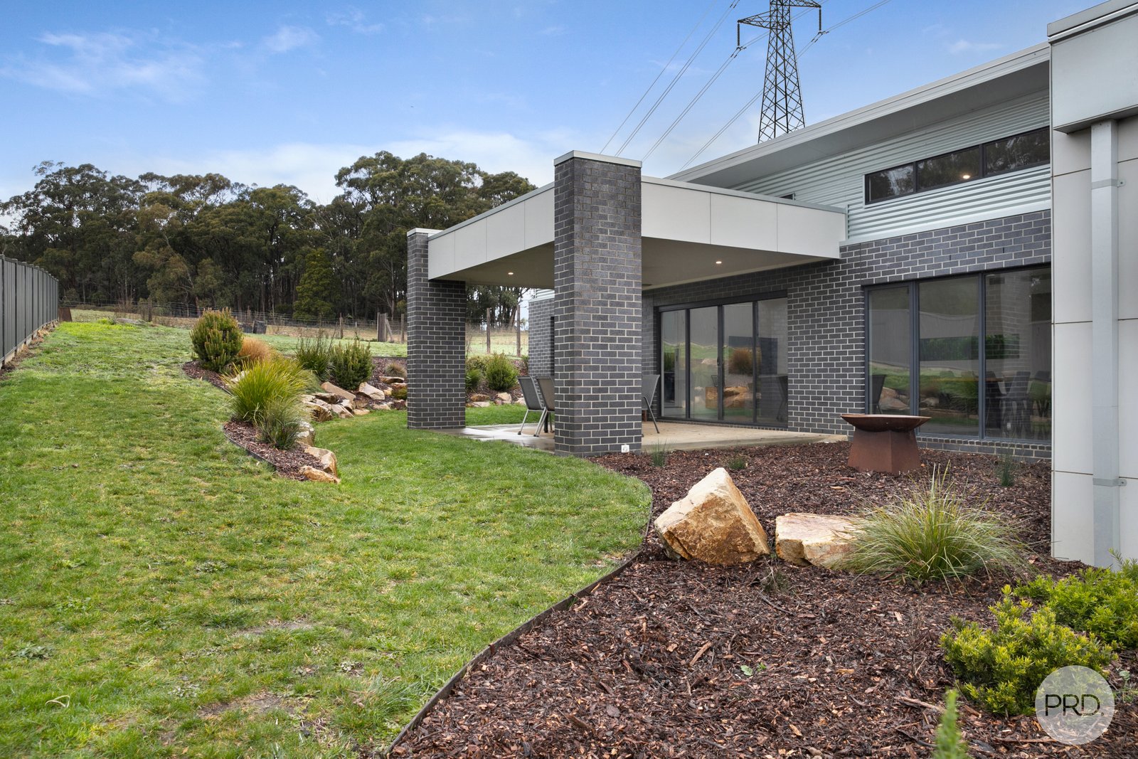 5 Holmsgarth Court BROWN HILL 15