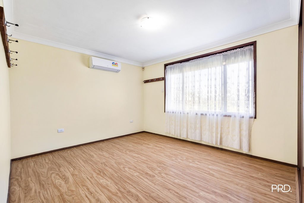 5 Holt Ct  Penrith 7