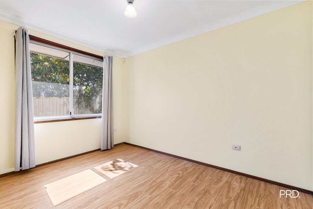 5 Holt Ct  Penrith 8