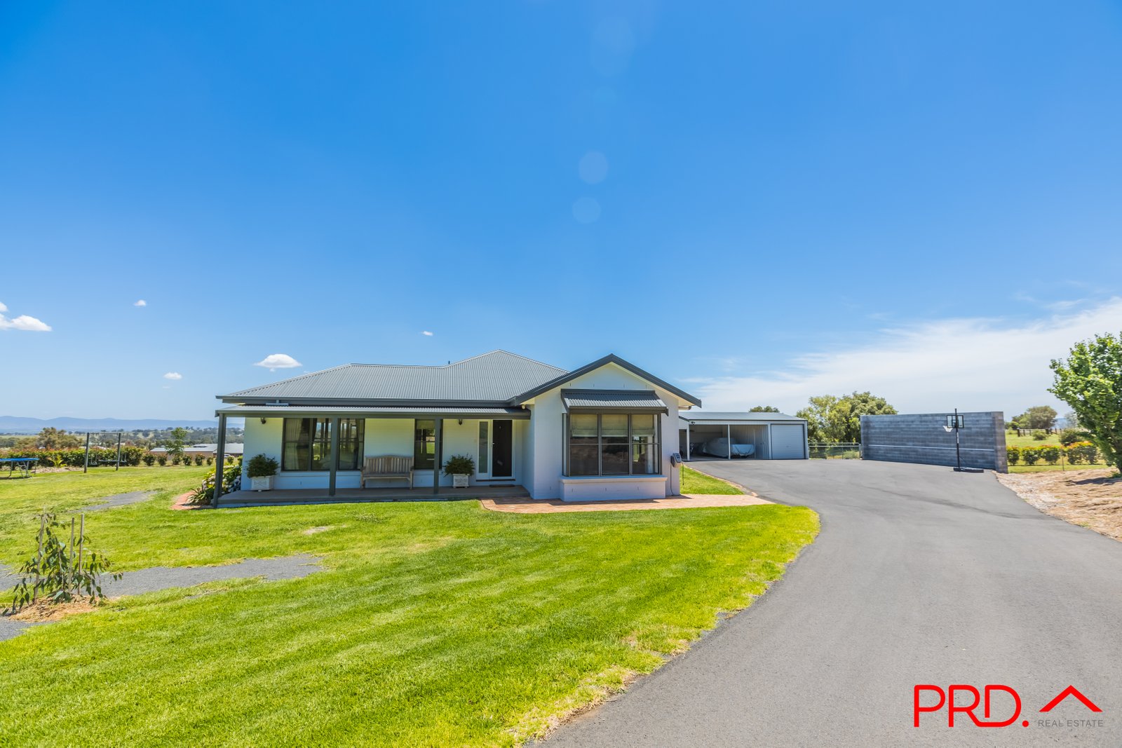 5 Honeyeater Place TAMWORTH 5