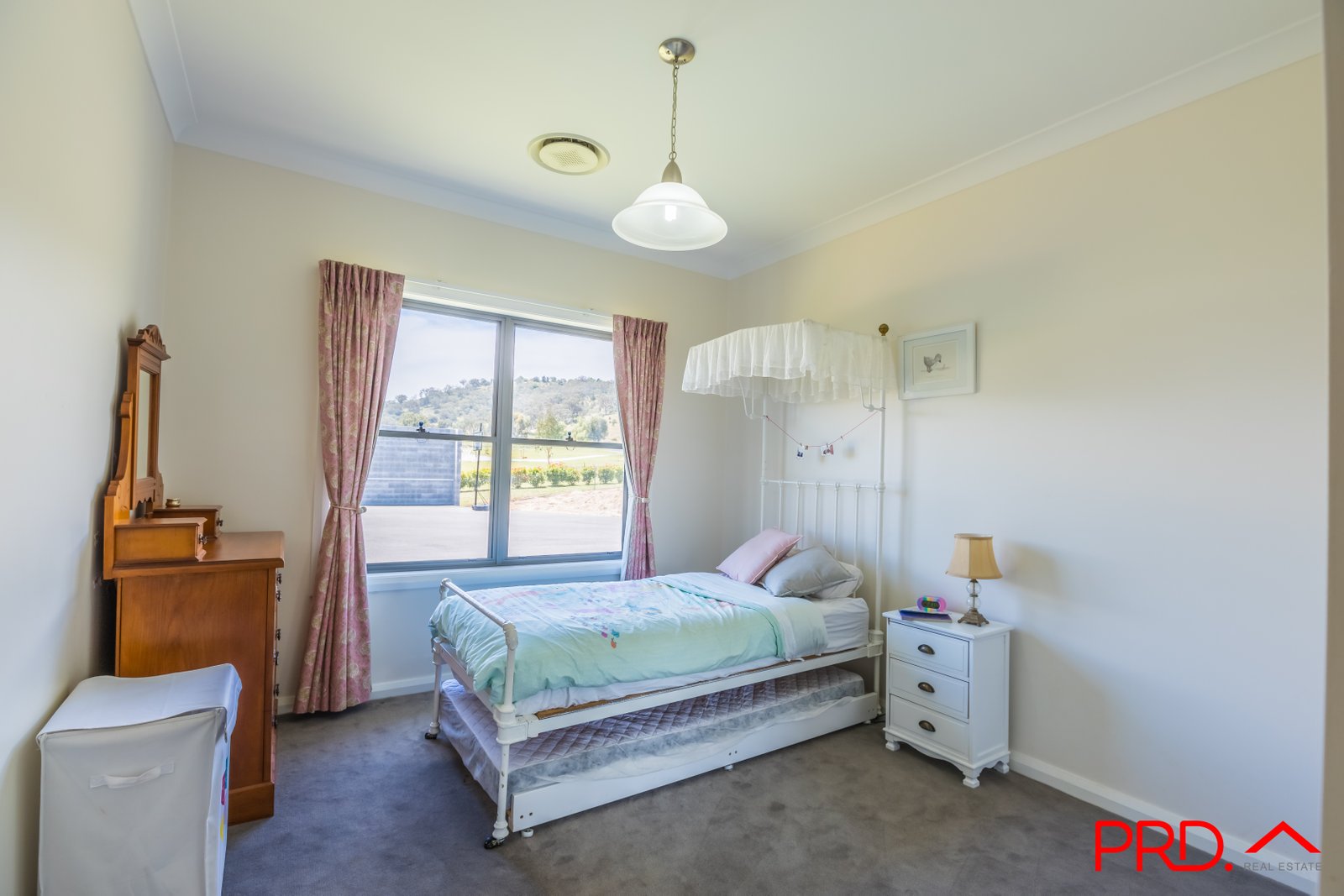 5 Honeyeater Place TAMWORTH 15