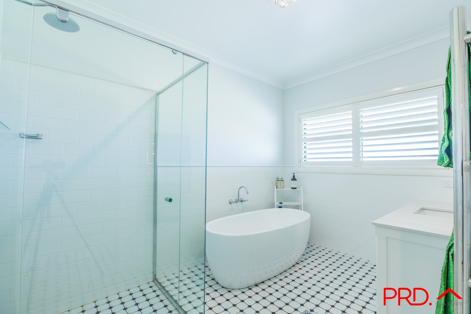 5 Honeyeater Place TAMWORTH 18