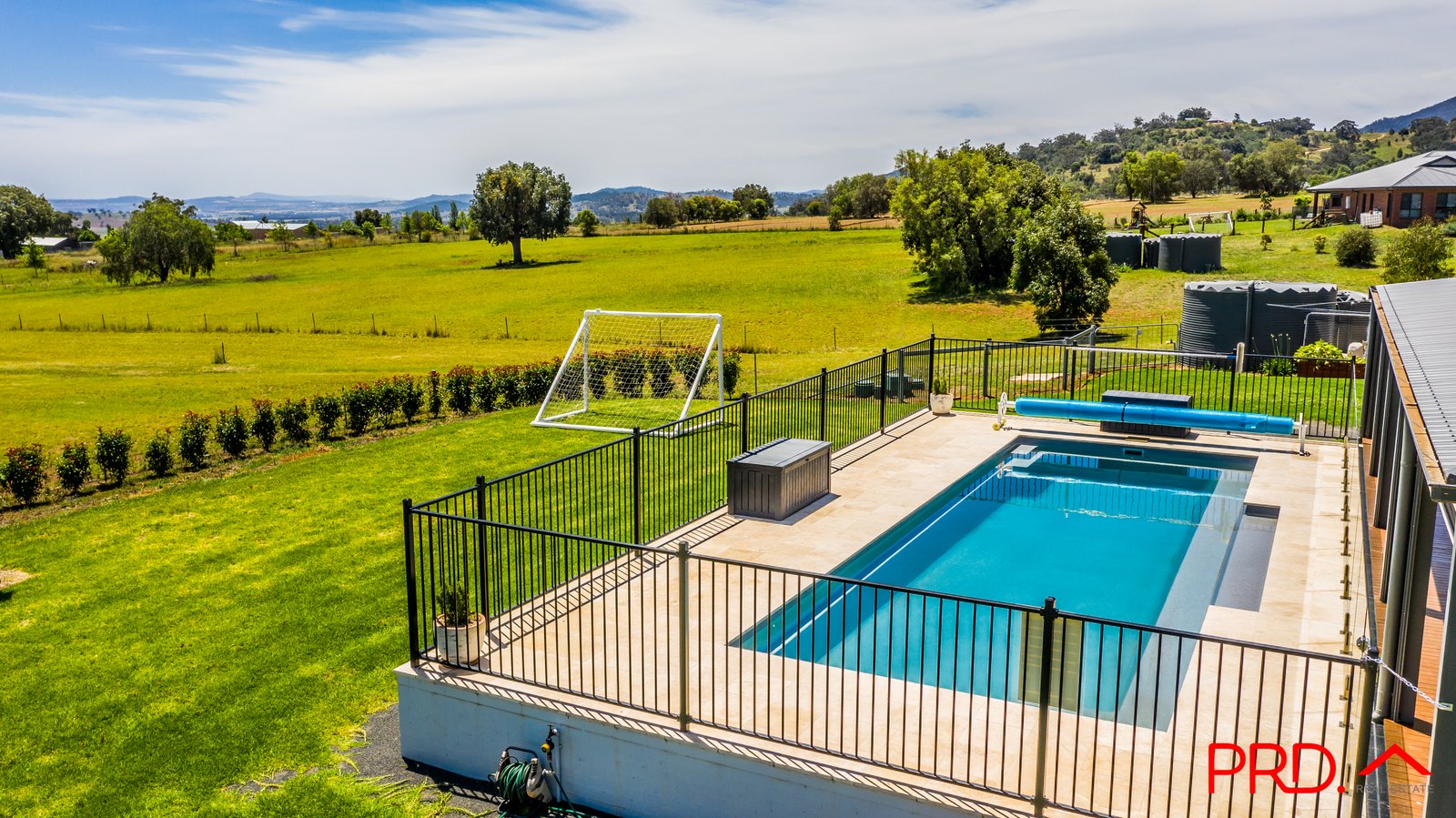 5 Honeyeater Place TAMWORTH 32