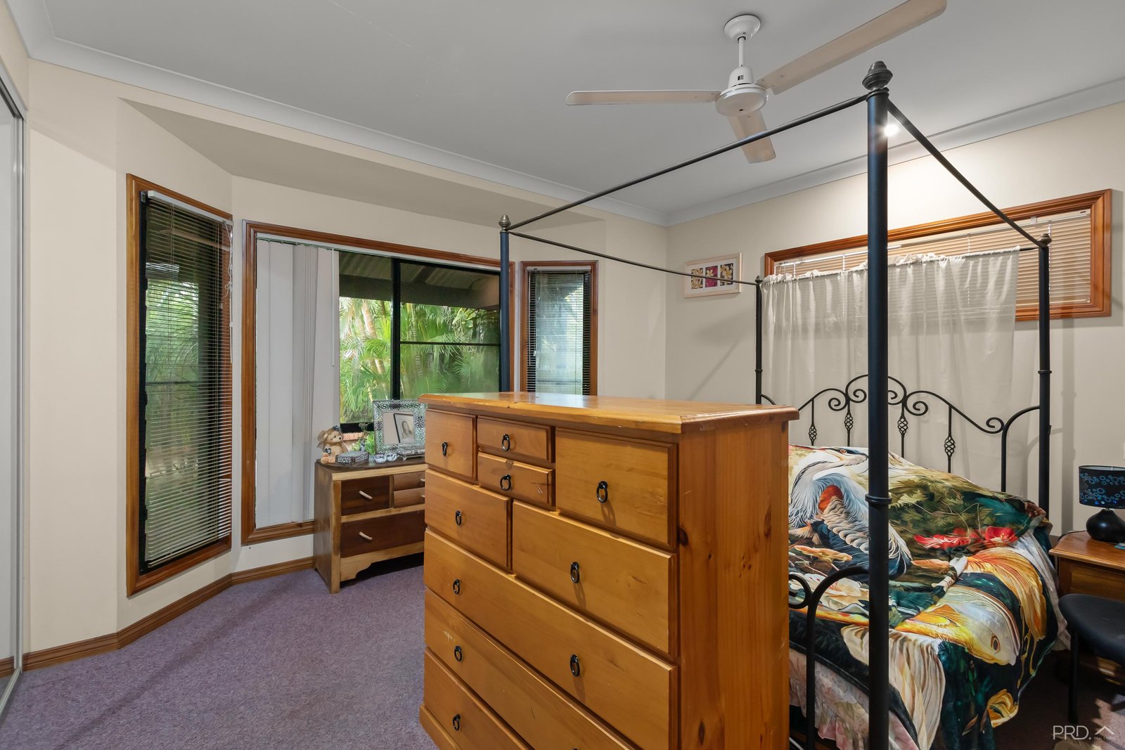 5 Howe Drive CABLE BEACH 12