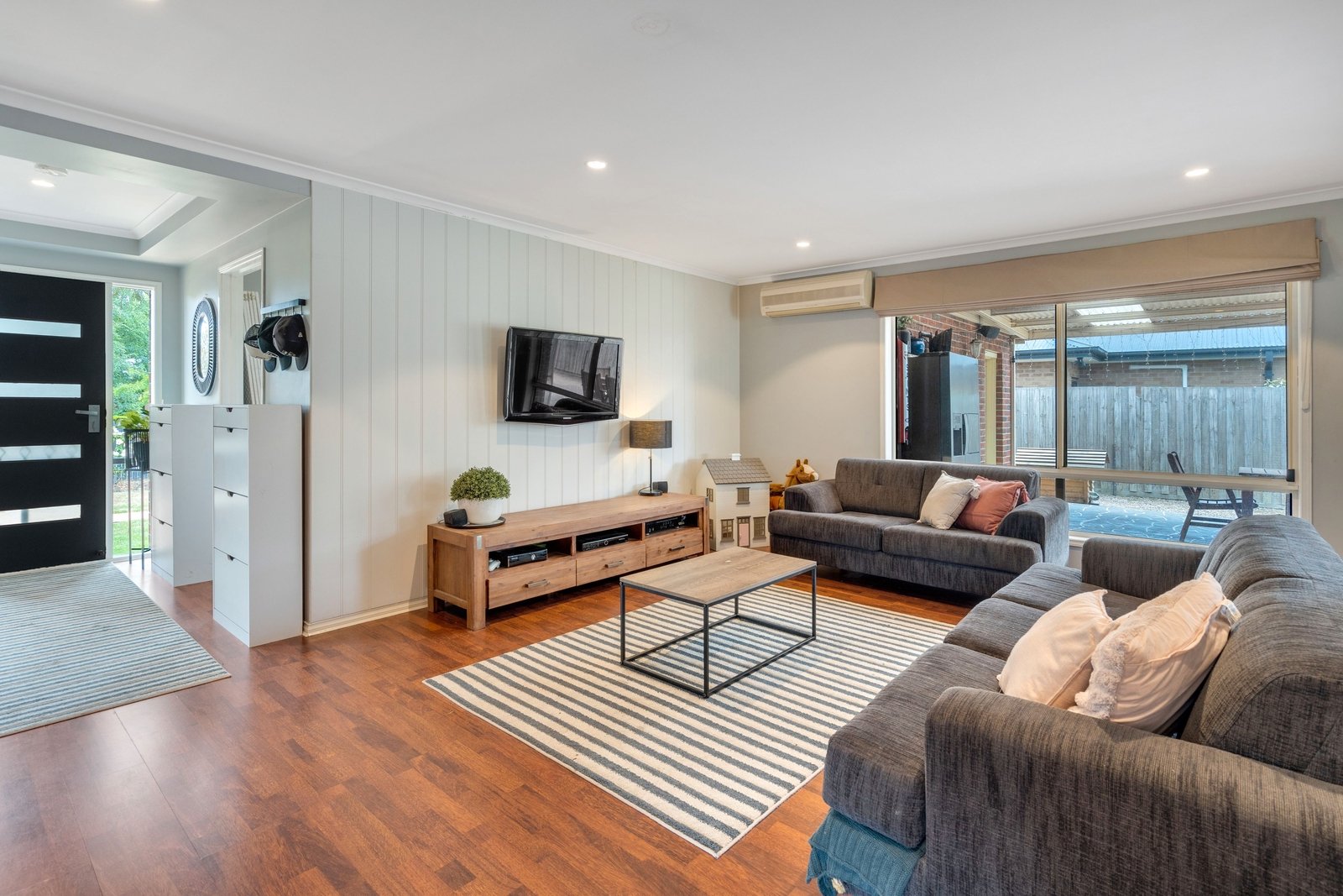 Real Estate and Property in 5 Hyperno Court, New Gisborne, VIC