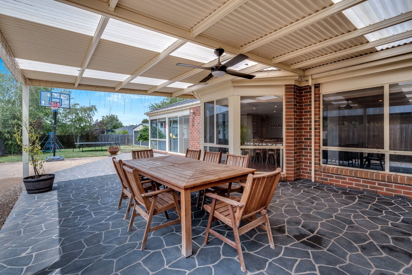 Real Estate and Property in 5 Hyperno Court, New Gisborne, VIC