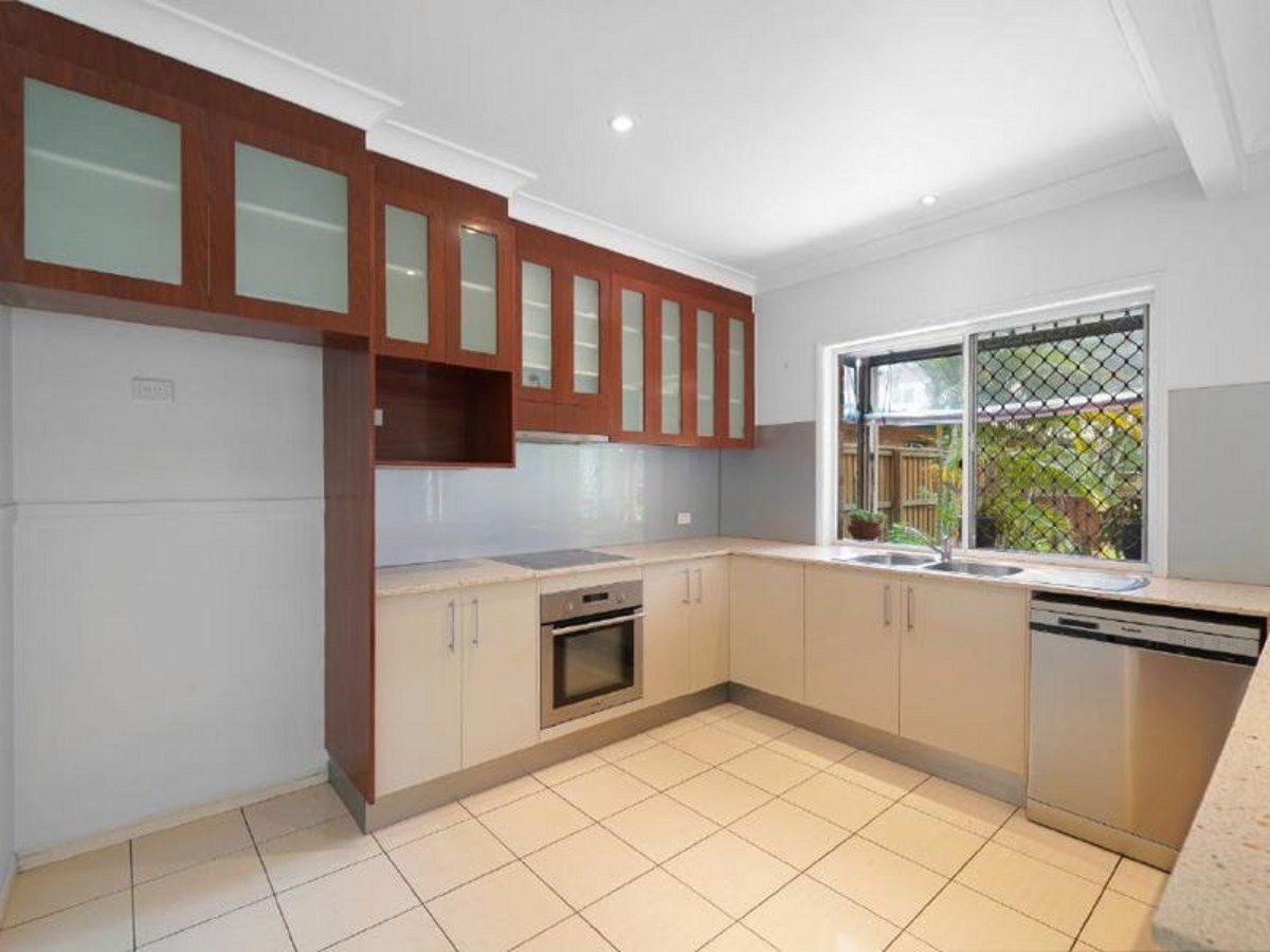 5 Hythe Street MIAMI 5