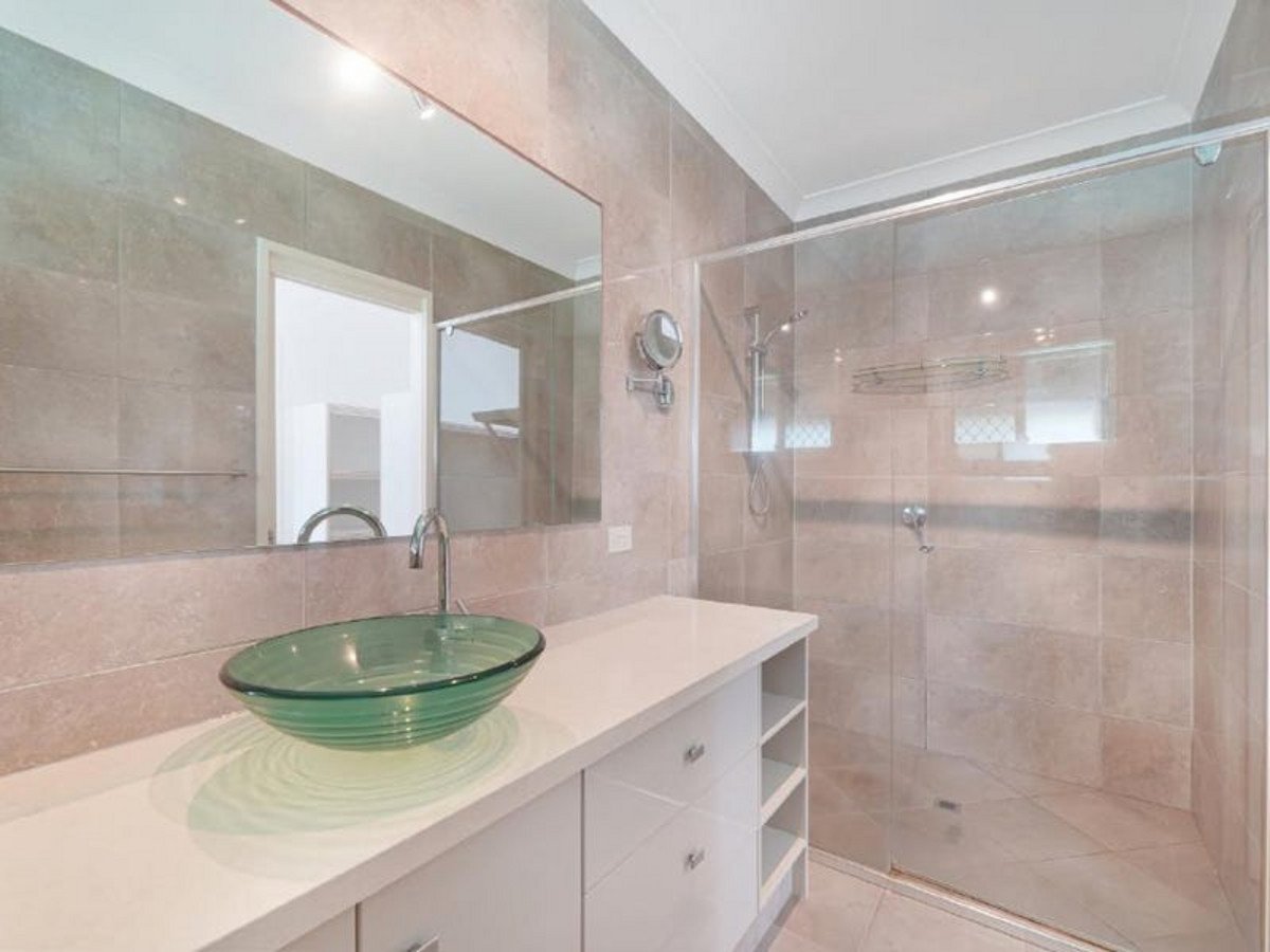 5 Hythe Street MIAMI 10