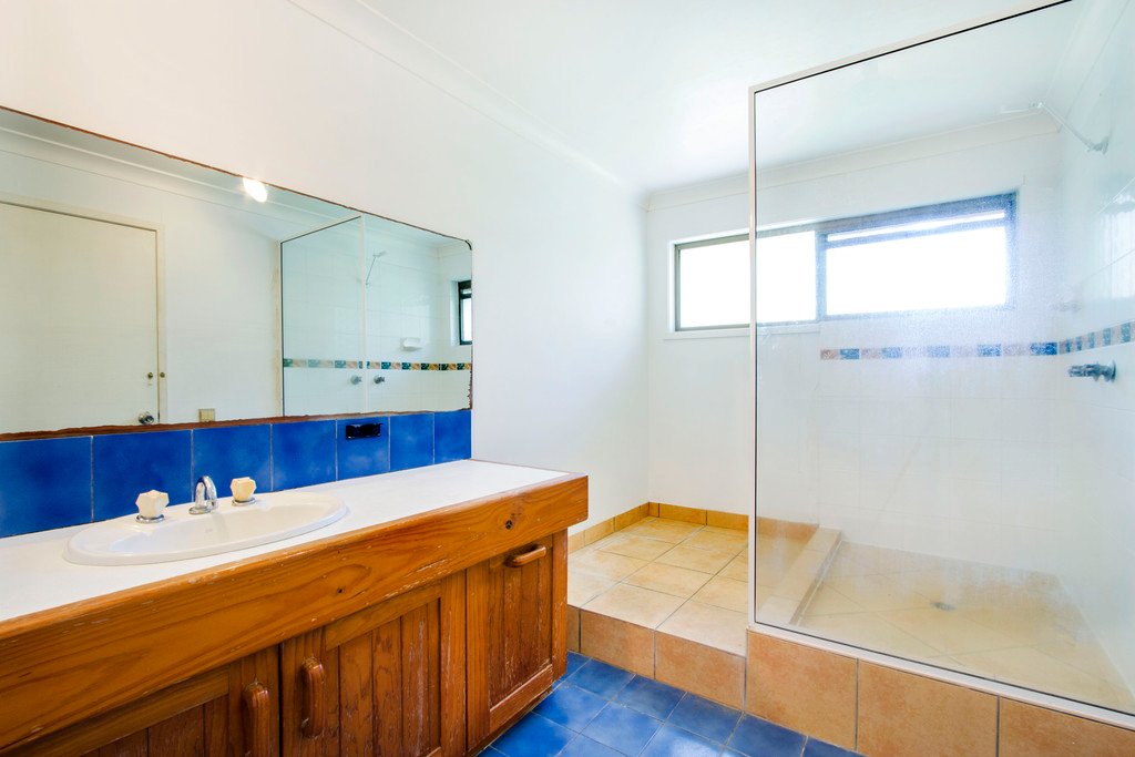 5 Iluka Street CANNONVALE 12
