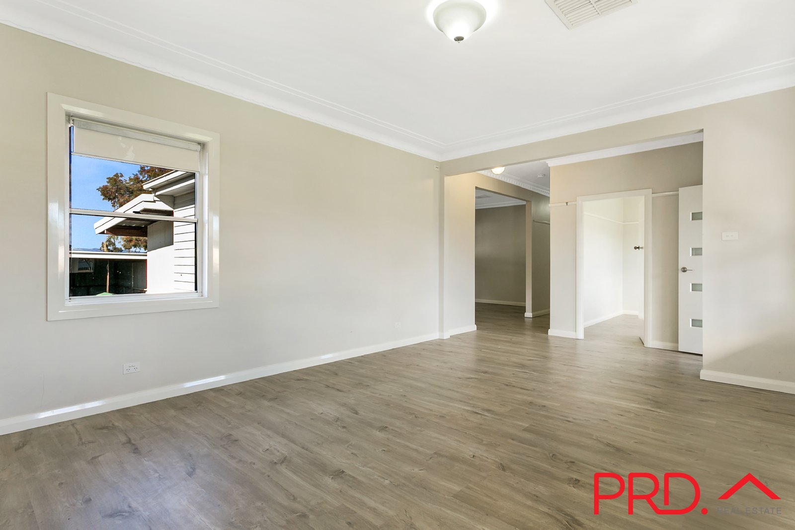 5 Iona Street TAMWORTH 6