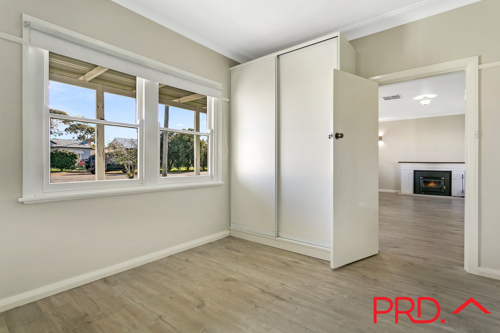 5 Iona Street TAMWORTH 8