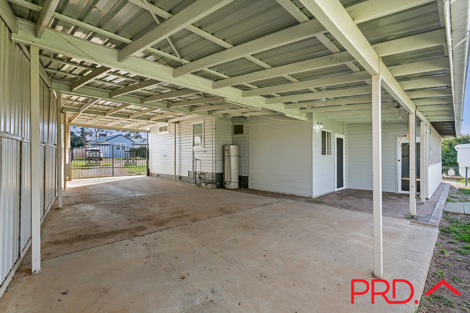 5 Iona Street TAMWORTH 17