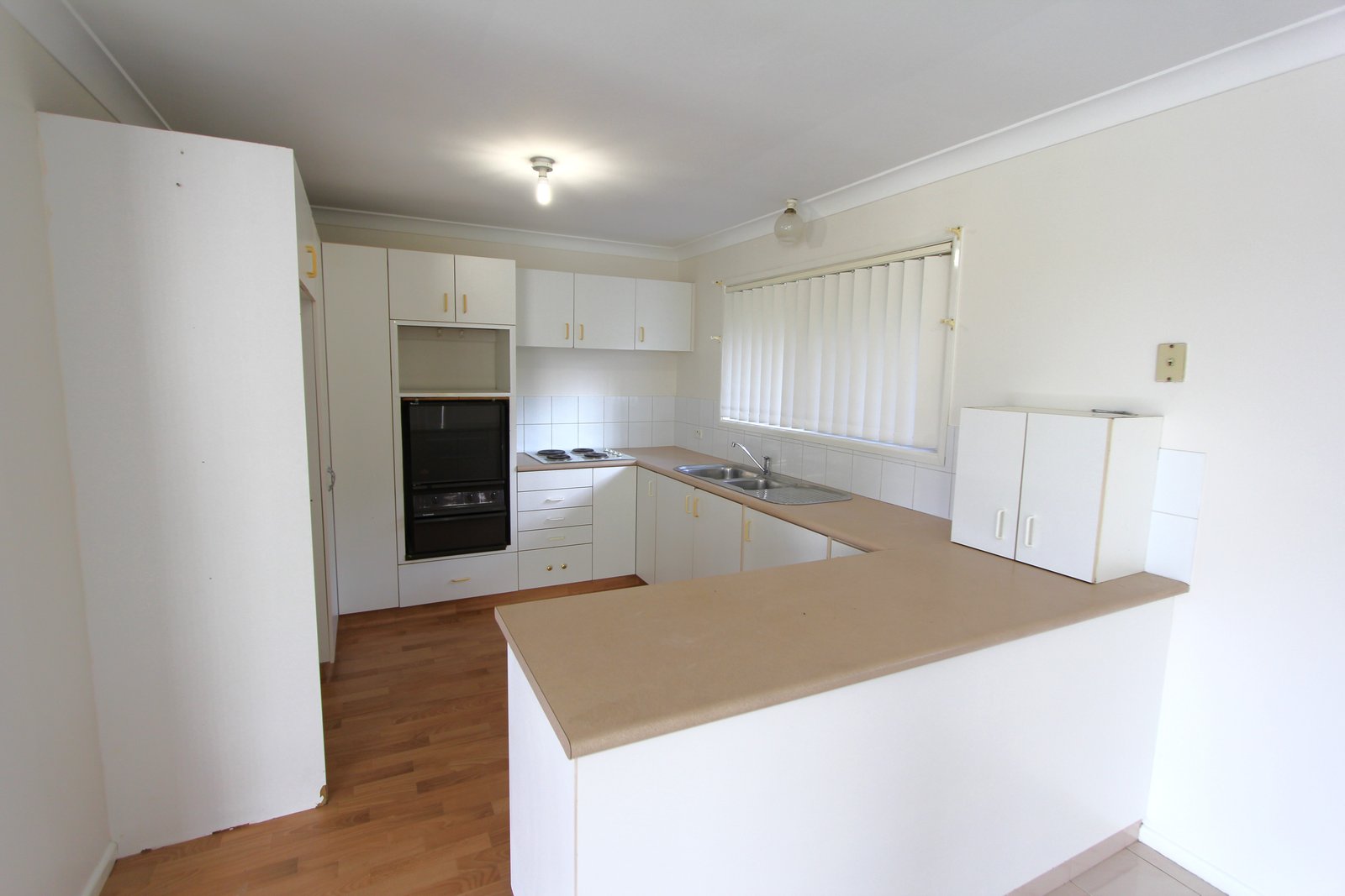 5 Jancoon Court CARRARA 5