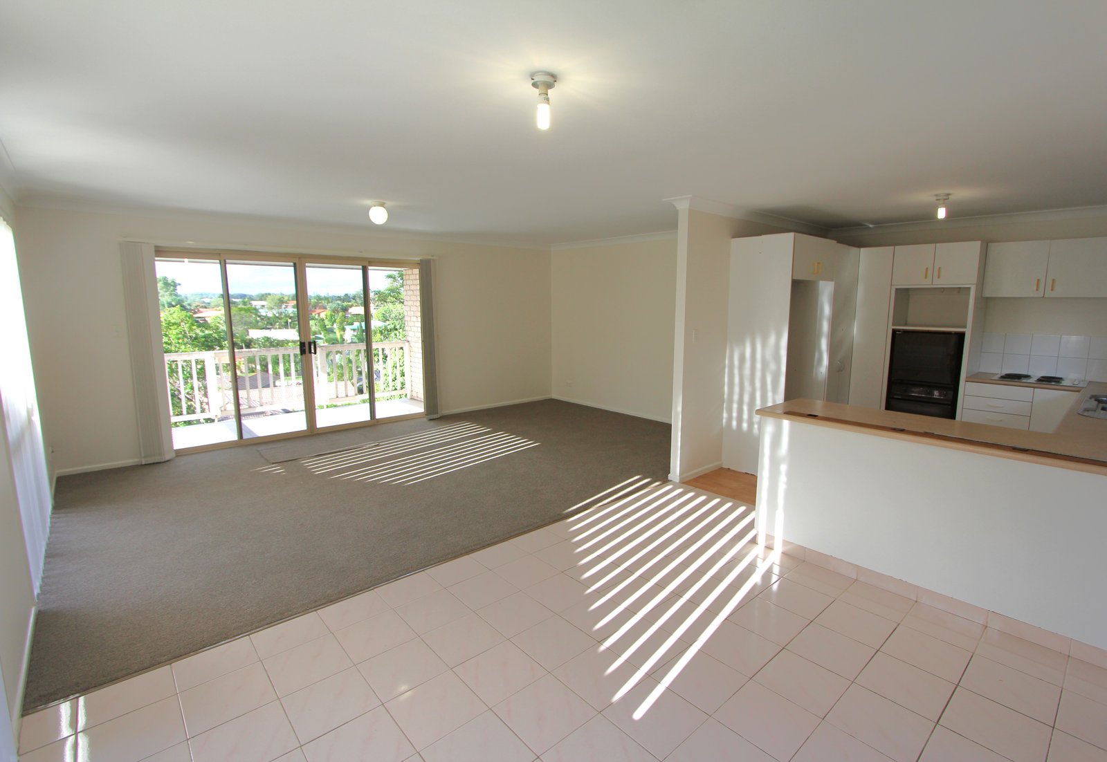 5 Jancoon Court CARRARA 3