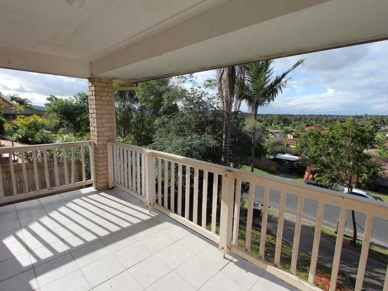 5 Jancoon Court CARRARA 2