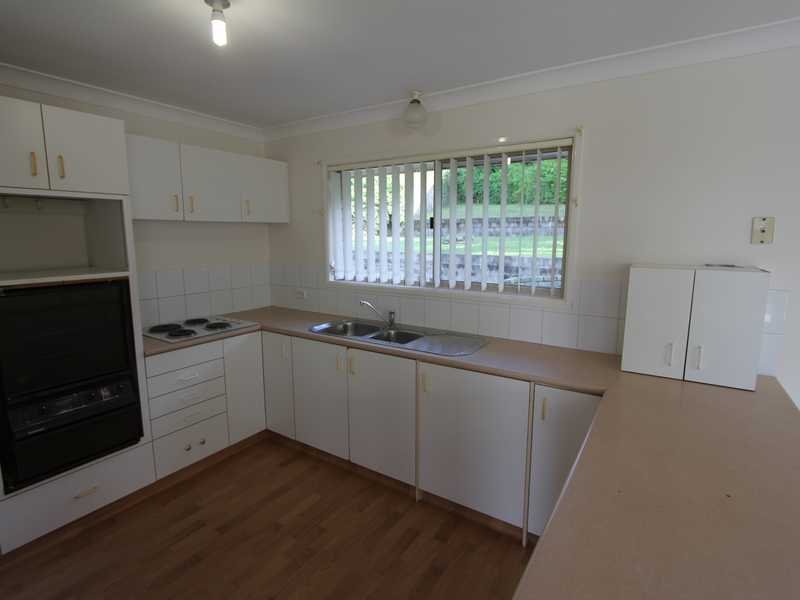 5 Jancoon Court CARRARA 5