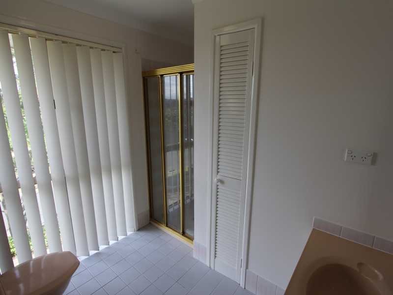 5 Jancoon Court CARRARA 6