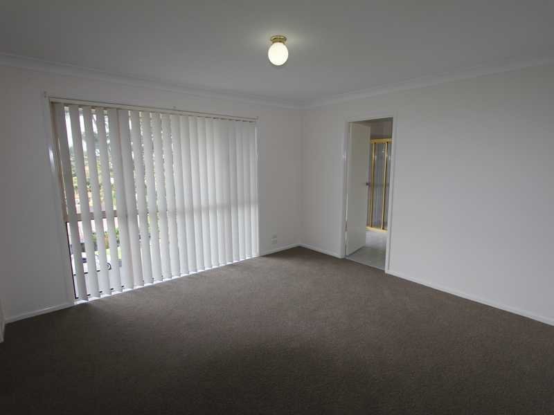 5 Jancoon Court CARRARA 7
