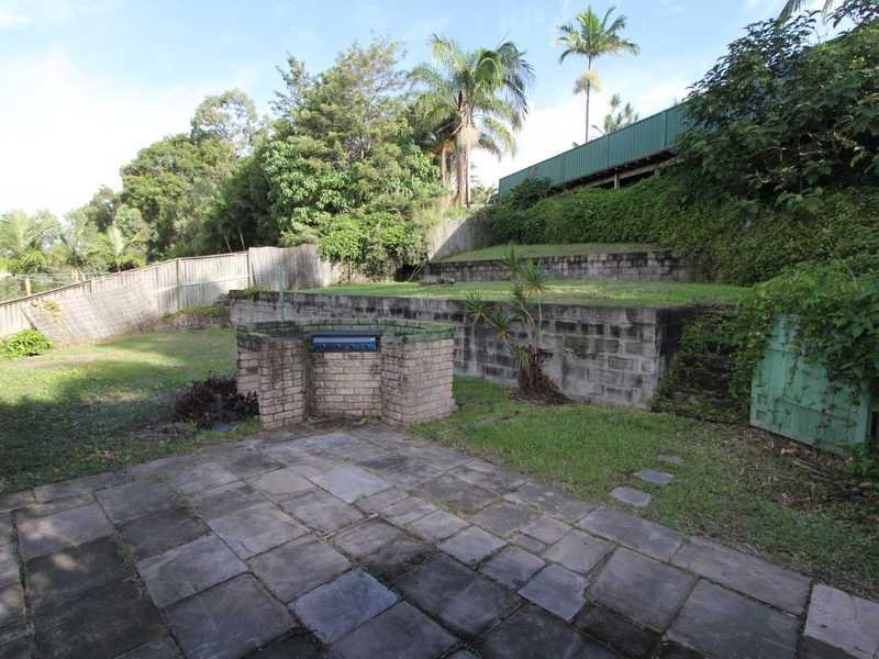 5 Jancoon Court CARRARA 13