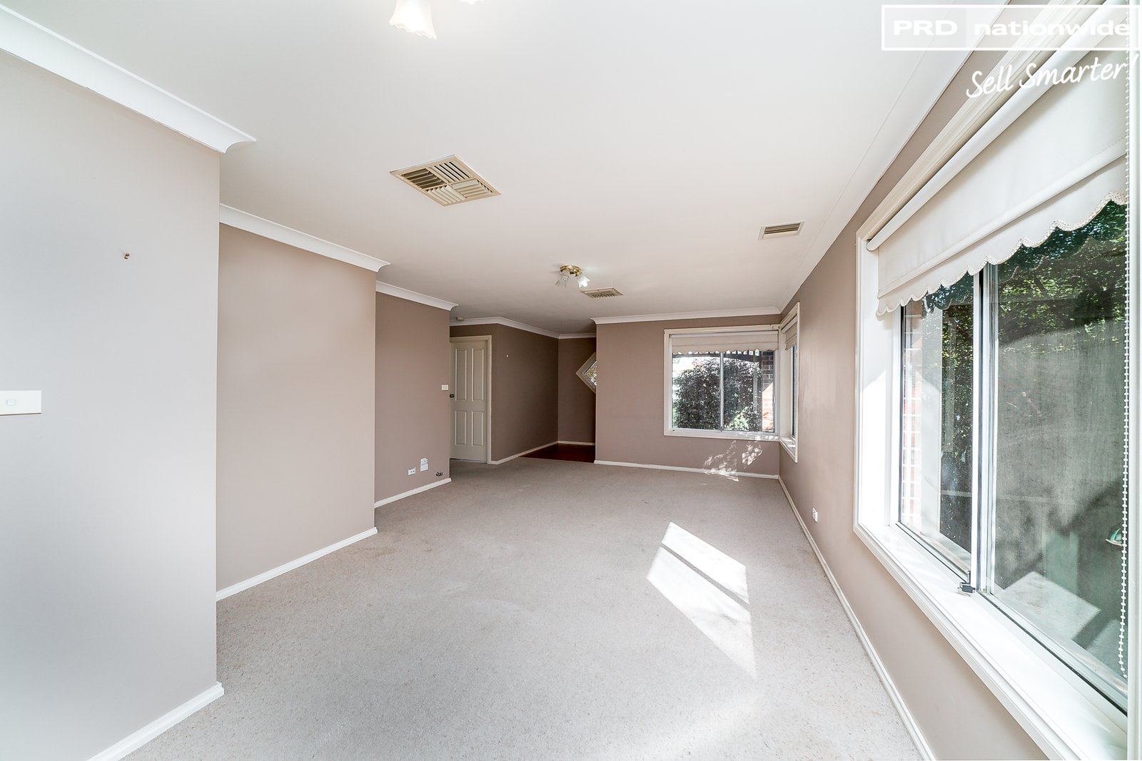 5 Jarrah Place GLENFIELD PARK 4