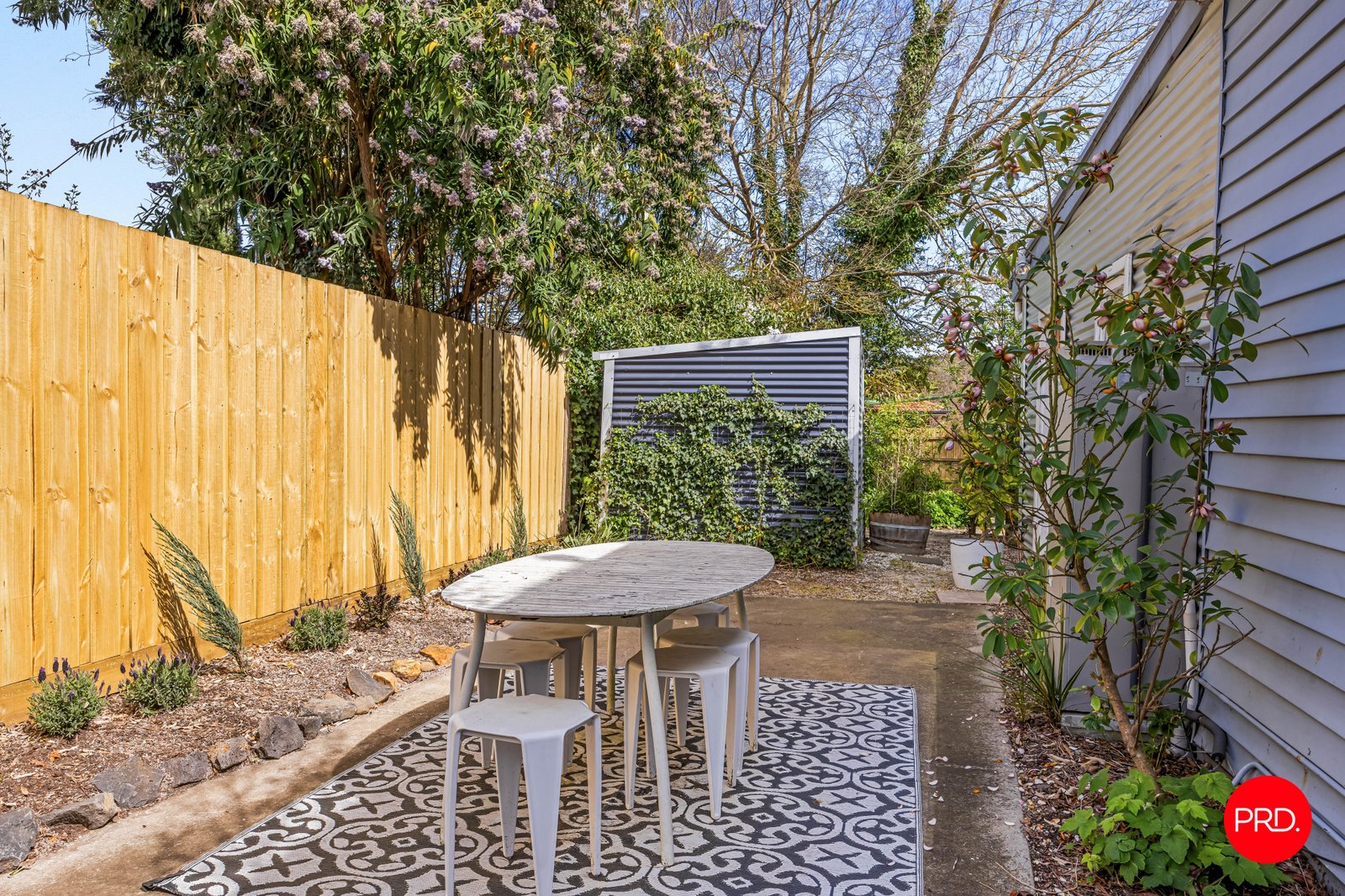 5 Jeffrey Street KYNETON 16