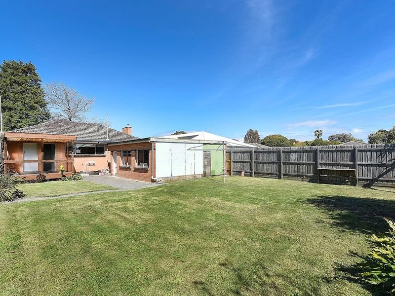 Gallery: 5 Jennifer Avenue