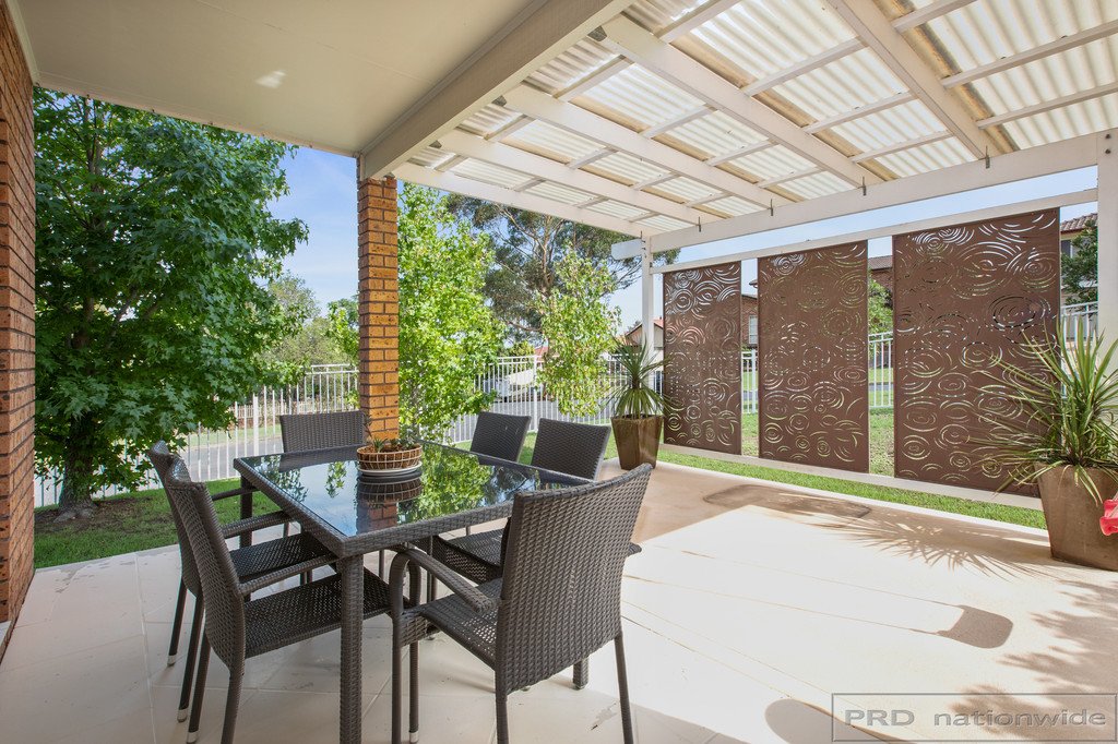 5 Jodi Close TENAMBIT 24