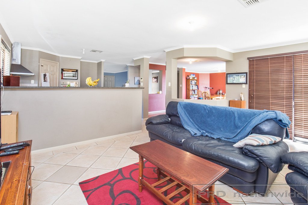 5 John Verge Avenue RUTHERFORD 4
