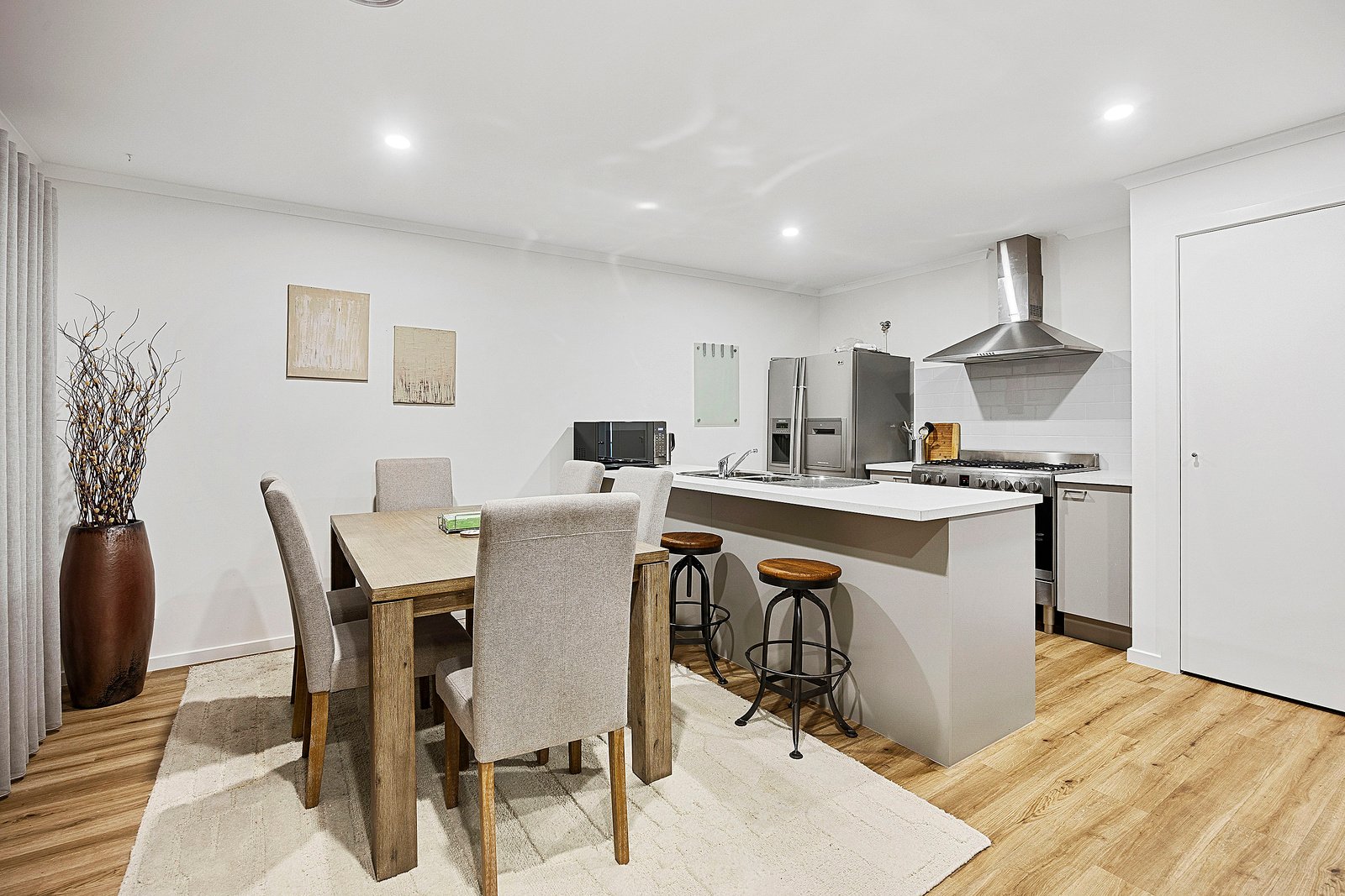 Gallery: 5 Johnstone St