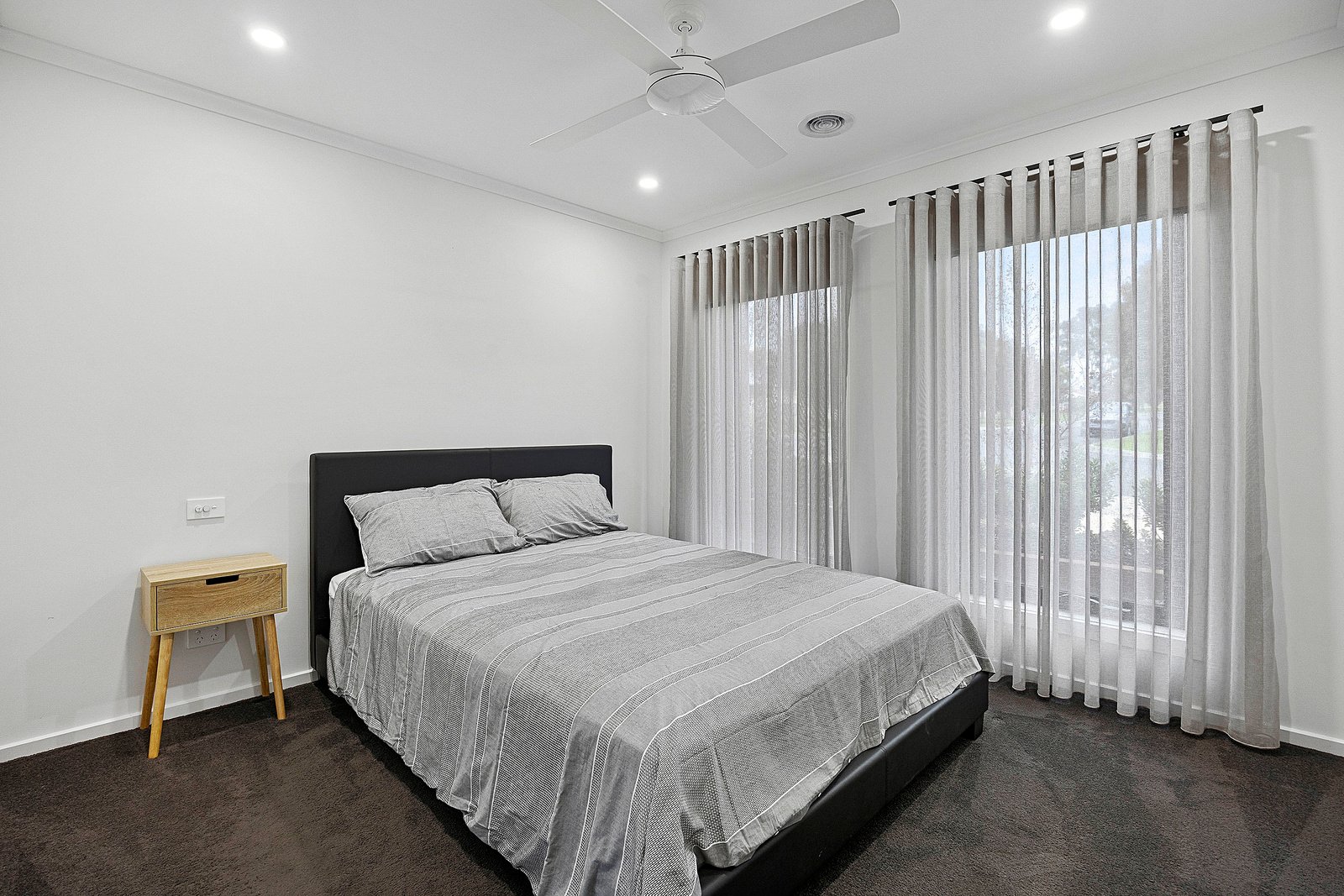 Gallery: 5 Johnstone St