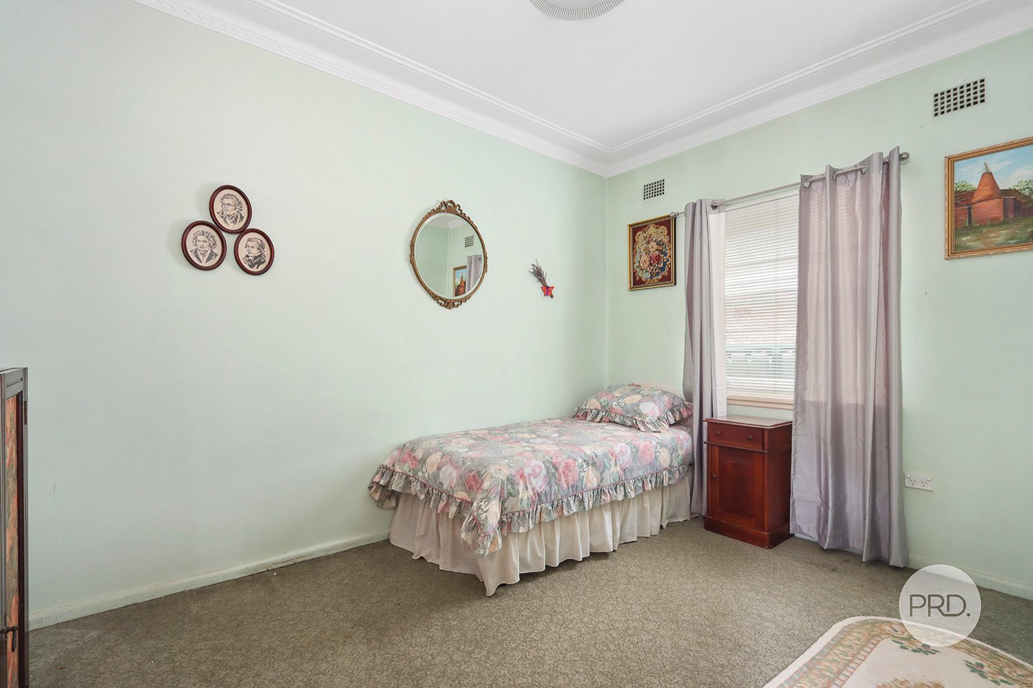 5 Jones Avenue KINGSGROVE 7