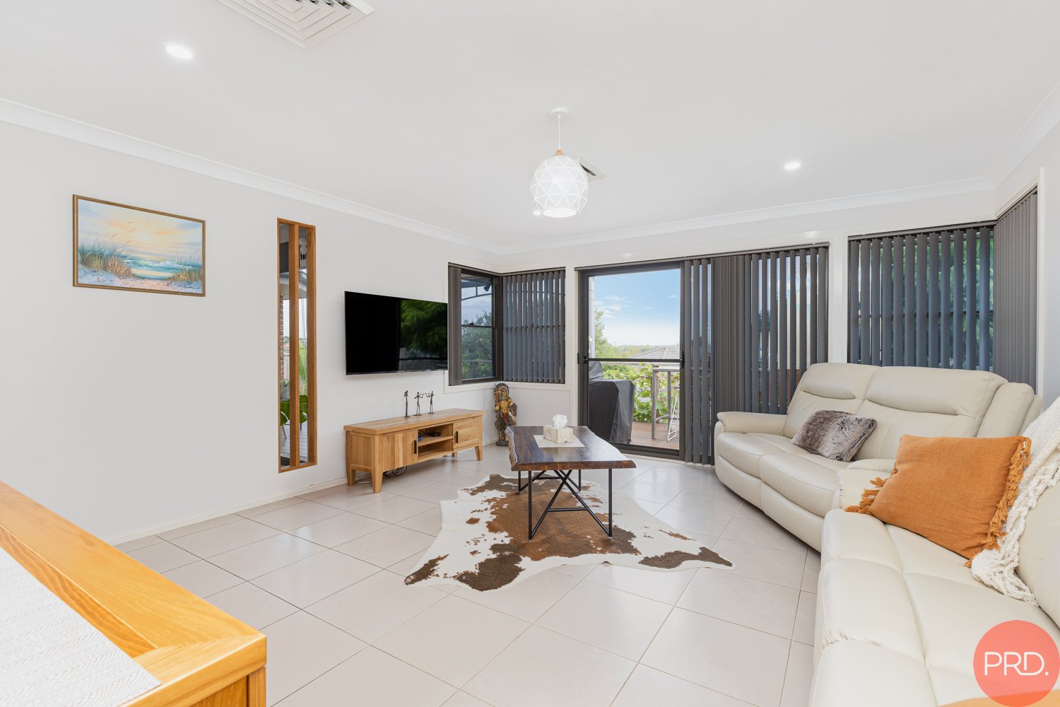 5 Jory Crescent RAWORTH 23