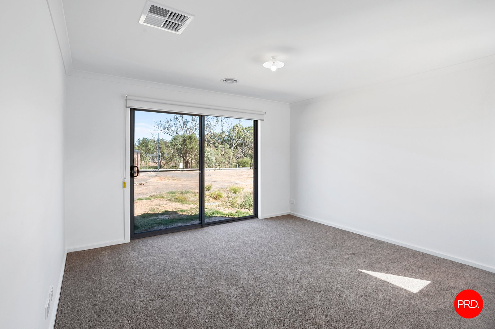 5 Jumbuck Lane STRATHFIELDSAYE 8