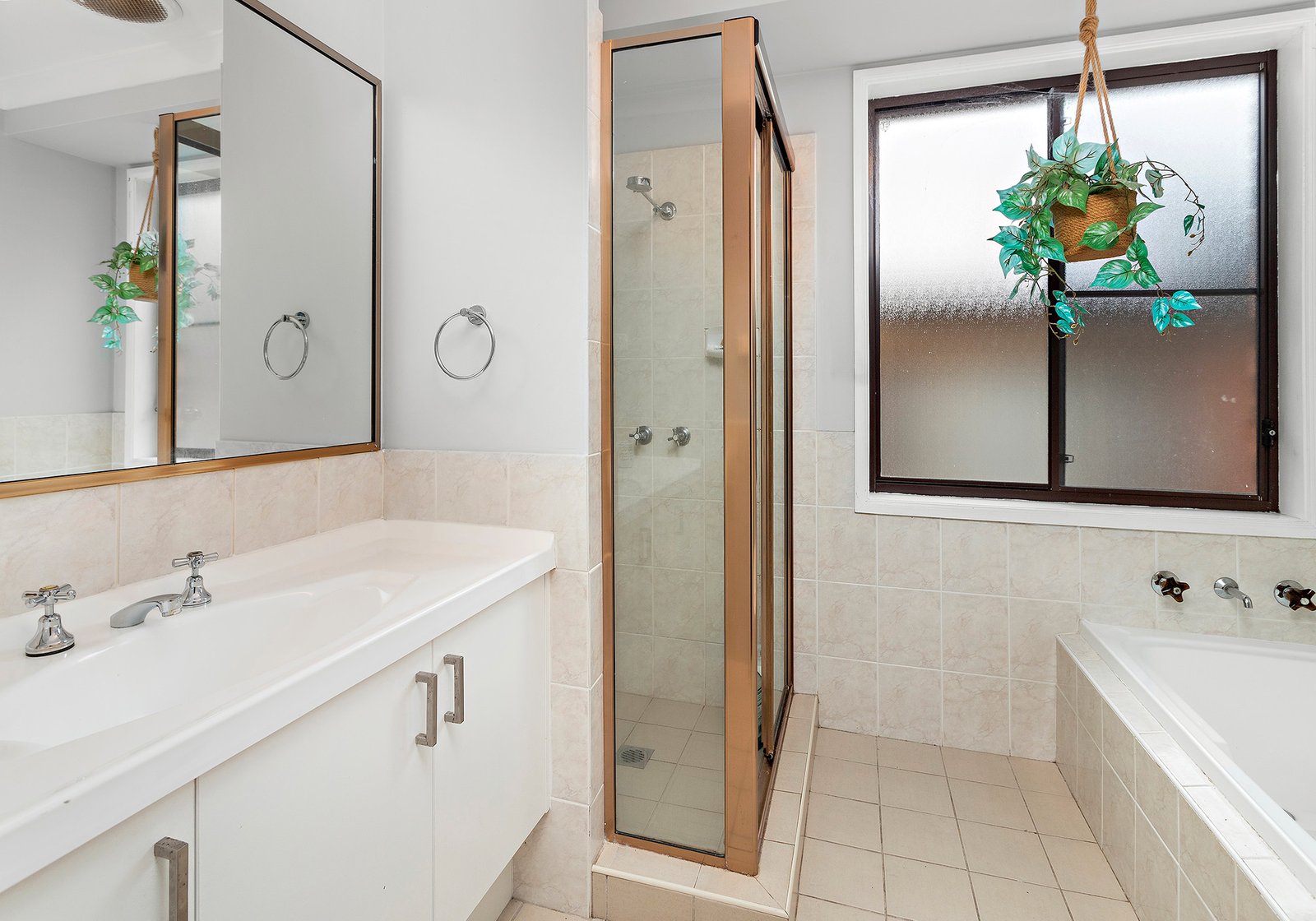 5 Jurunga Court HORSLEY 9