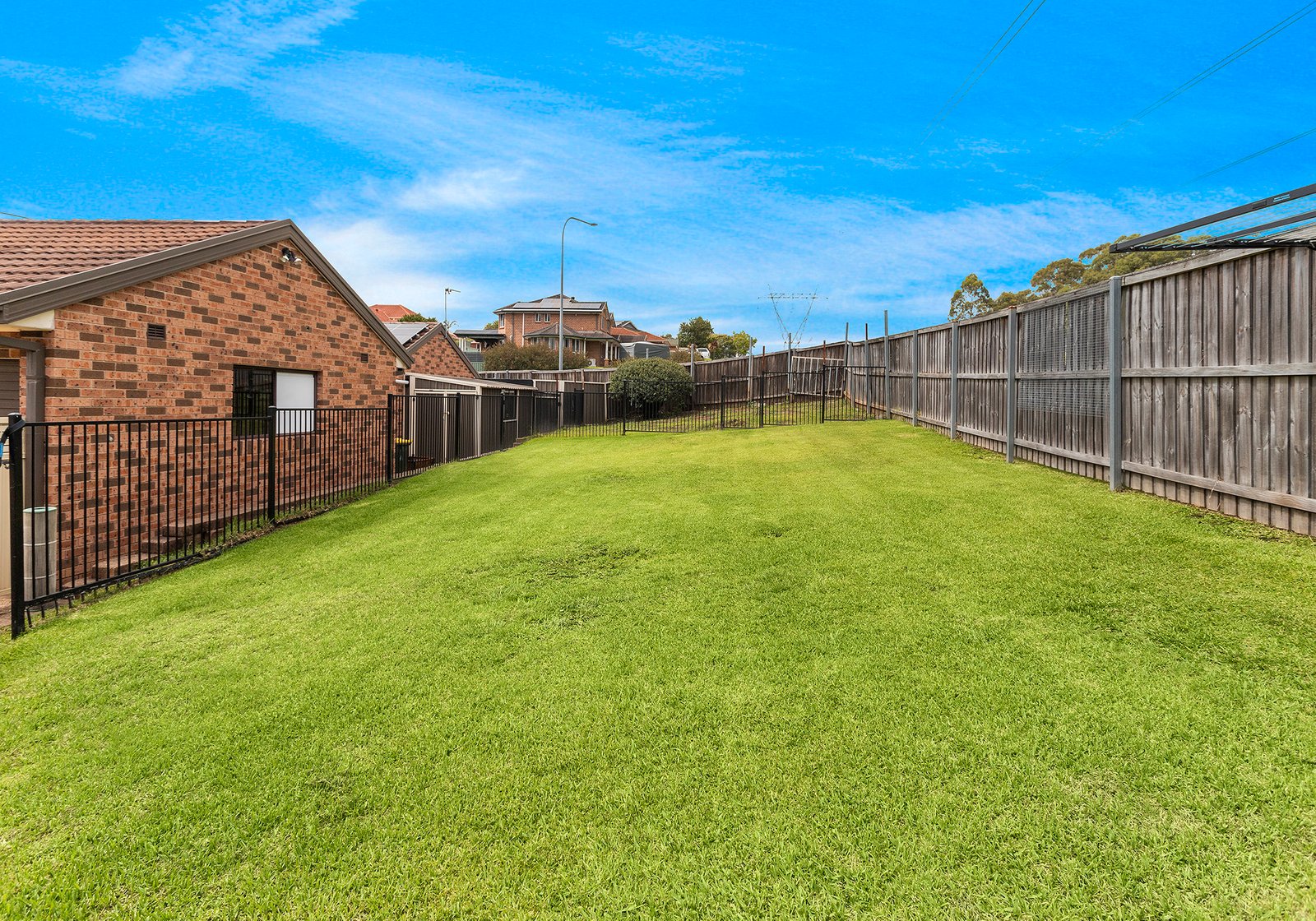 5 Jurunga Court HORSLEY 13