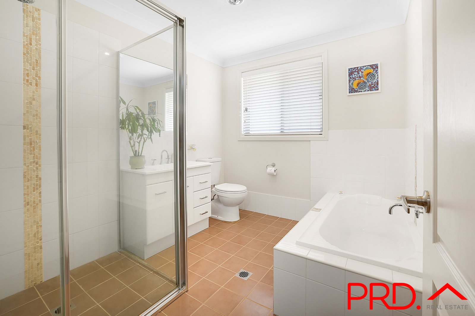 5 Kalinda Place TAMWORTH 4
