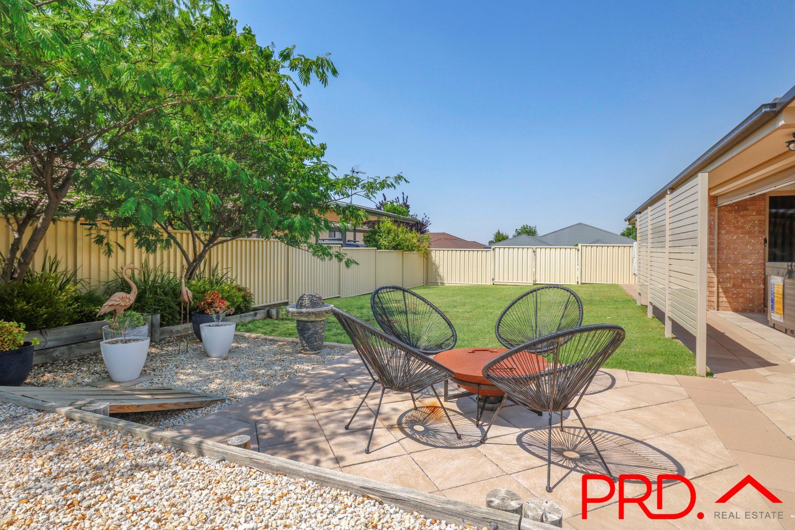 5 Kalinda Place TAMWORTH 21