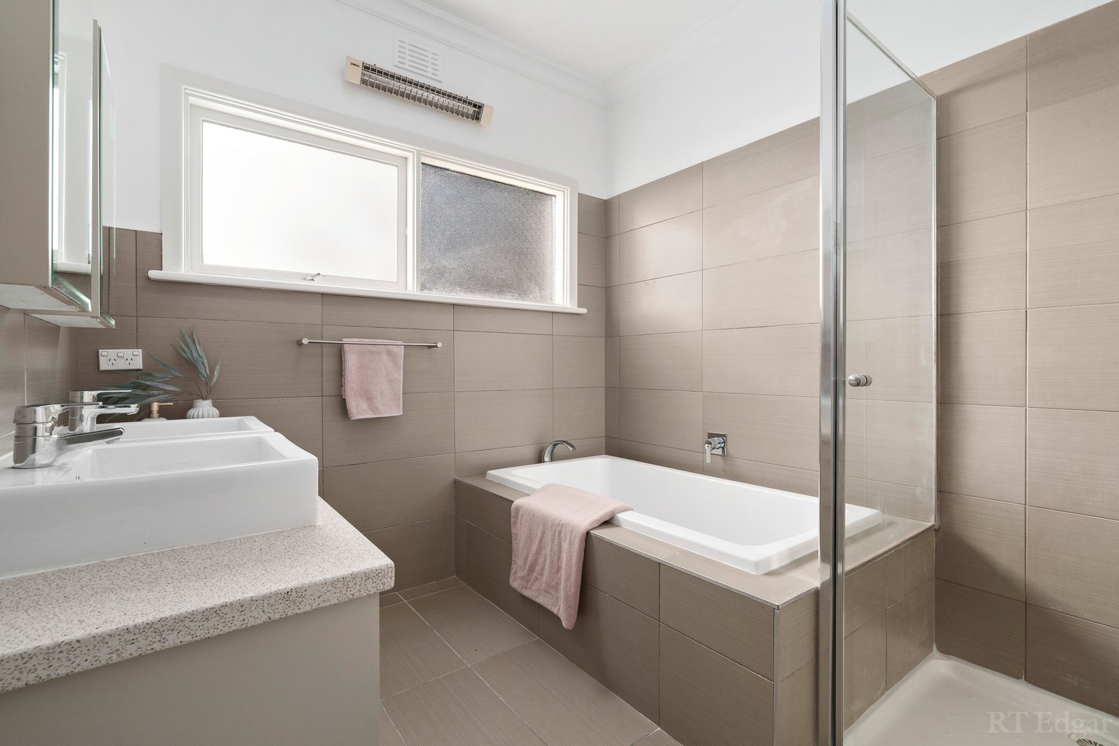 Real Estate and Property in 5 Kenny Street, Balwyn North, VIC