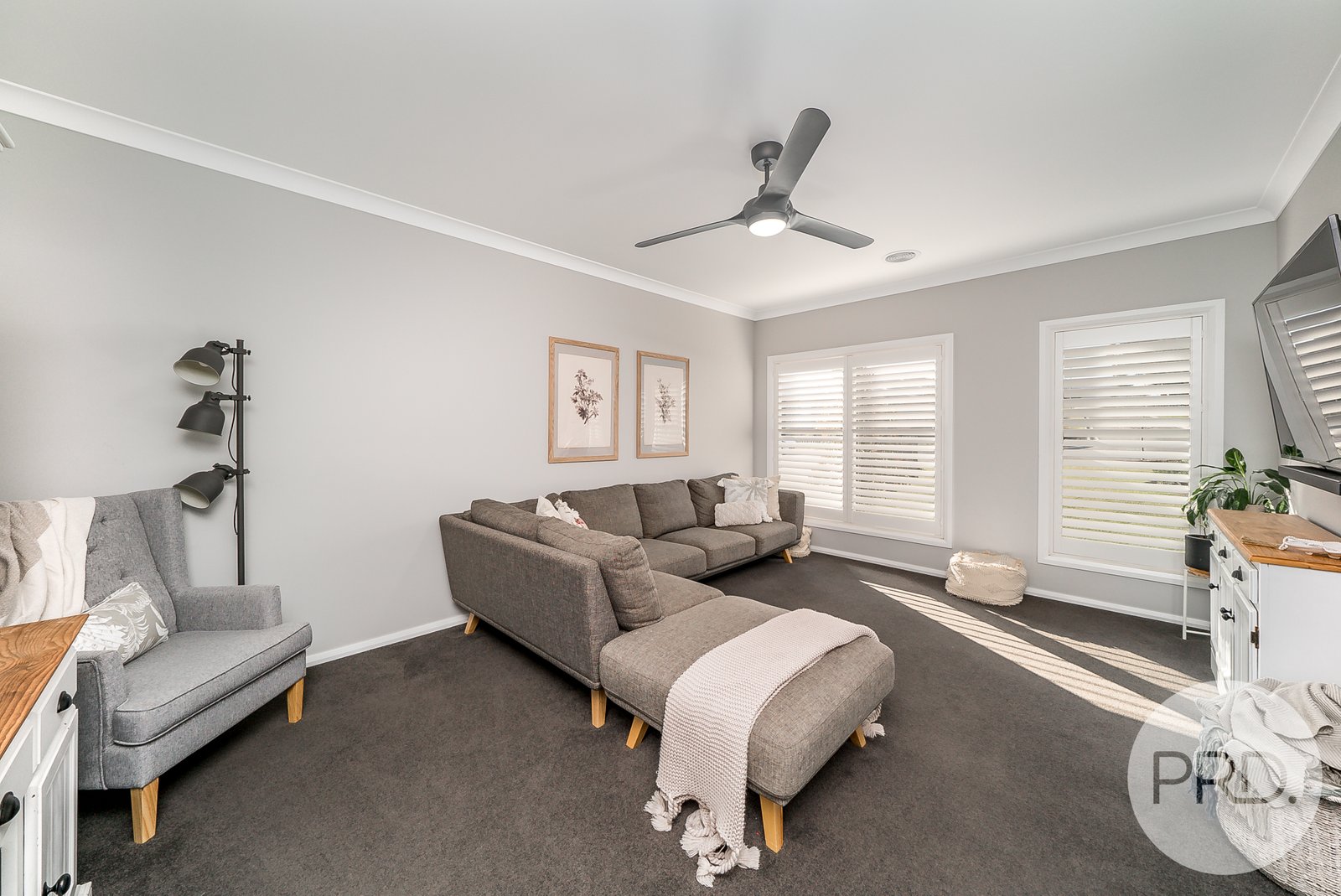 5 Kentucky Crescent GOBBAGOMBALIN 2