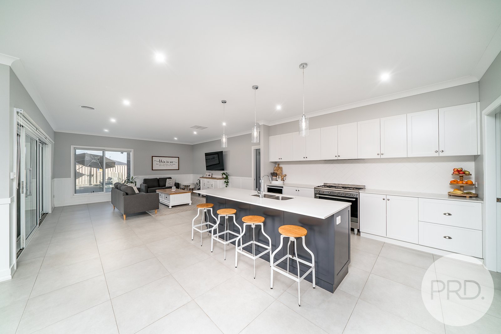 5 Kentucky Crescent GOBBAGOMBALIN 4