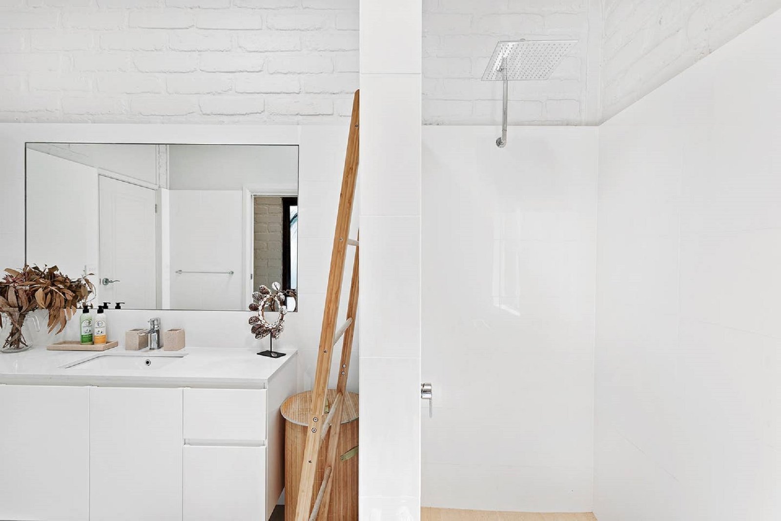 5 Kerrie Close NELSON BAY 17