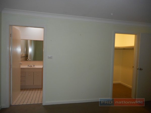 5 Kiandra Drive TUMUT 12