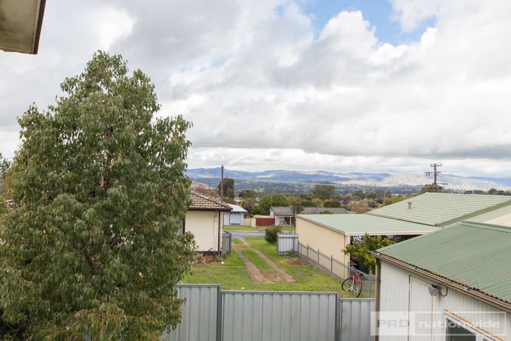 5 Kinred Street TUMUT 10