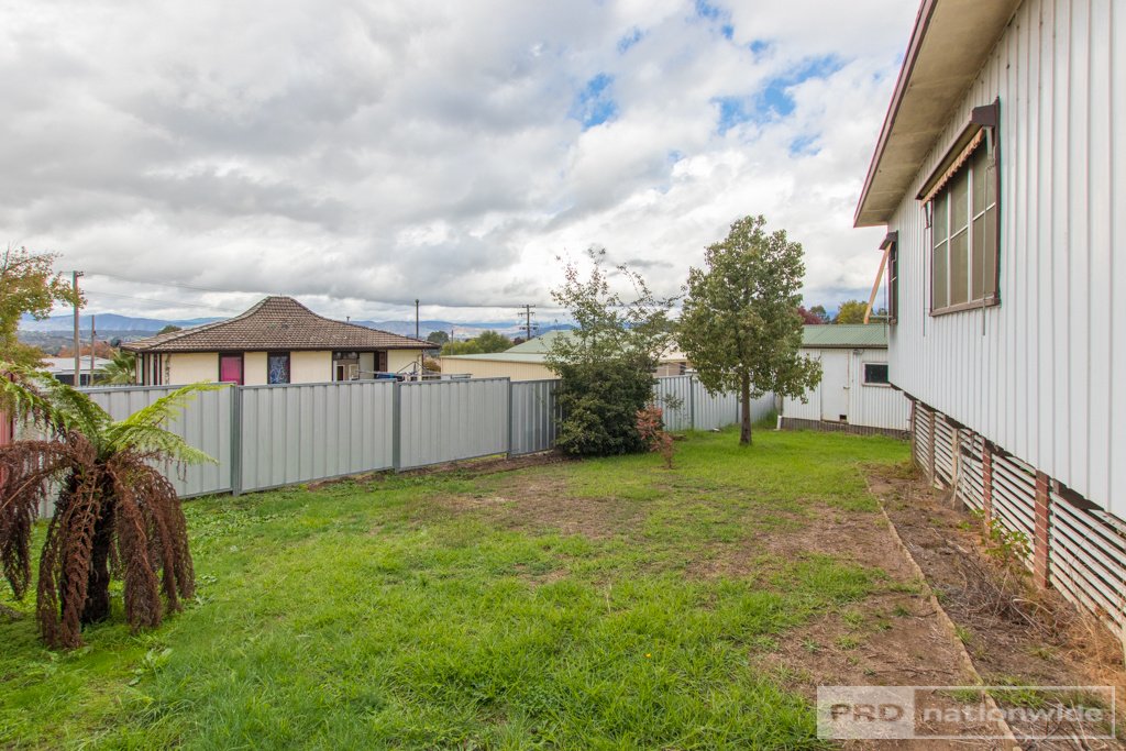 5 Kinred Street TUMUT 12