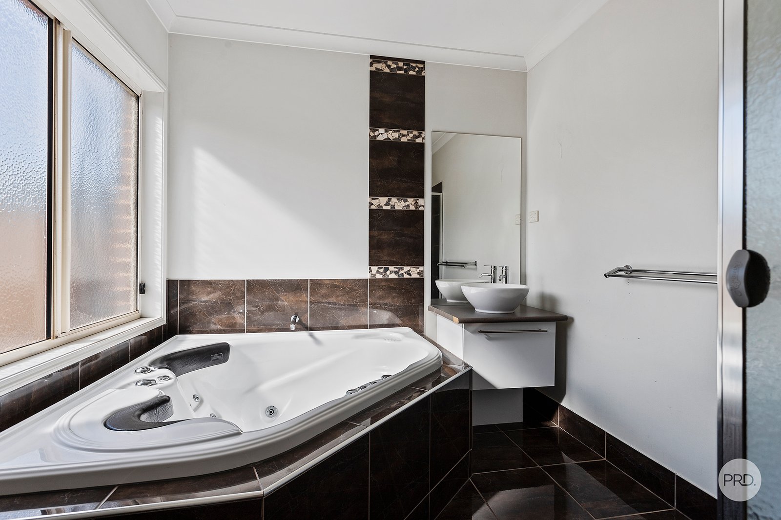 5 Kirri Close KANGAROO FLAT 8