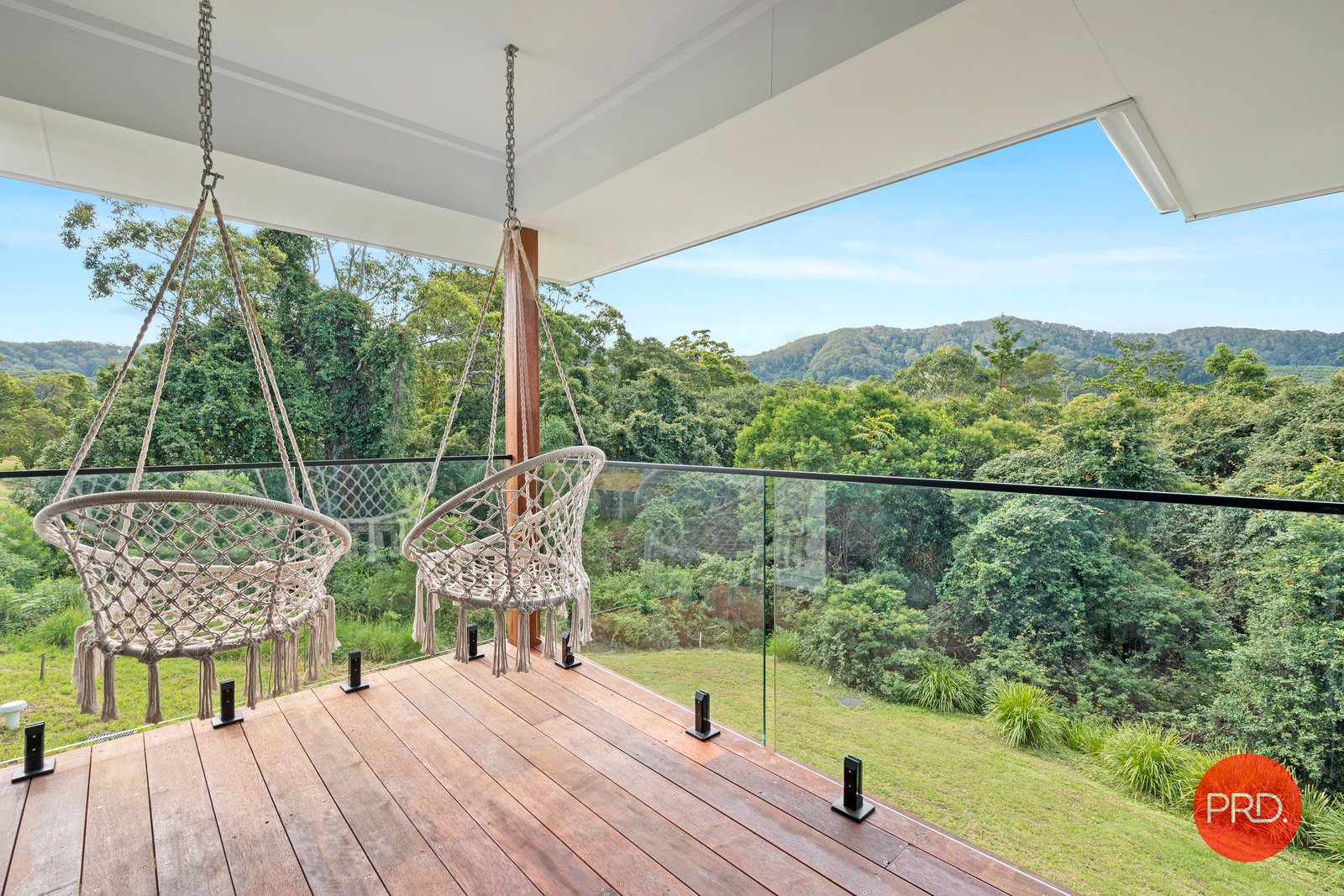 5 Knoll Place COFFS HARBOUR 8