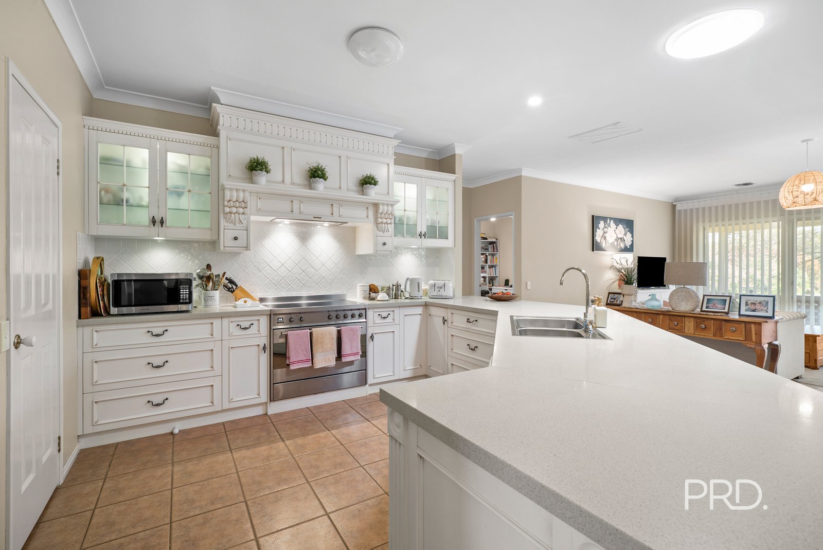 5 Lakehaven Drive LAKE ALBERT 9