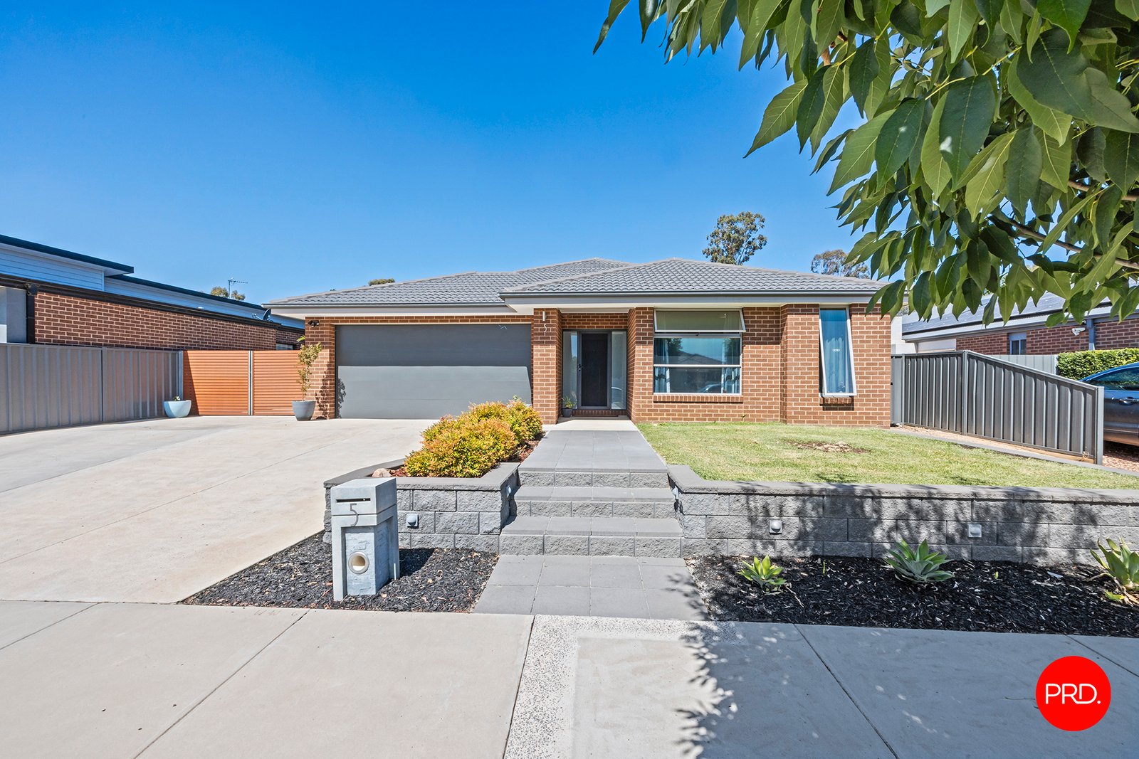 5 Landsdown Street JACKASS FLAT 1