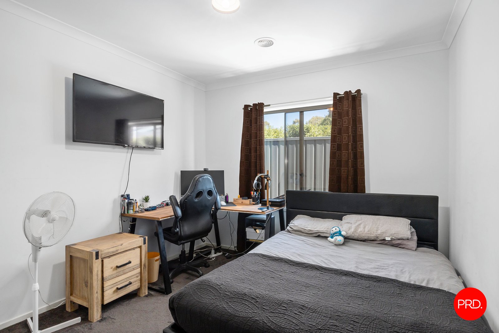 5 Landsdown Street JACKASS FLAT 14